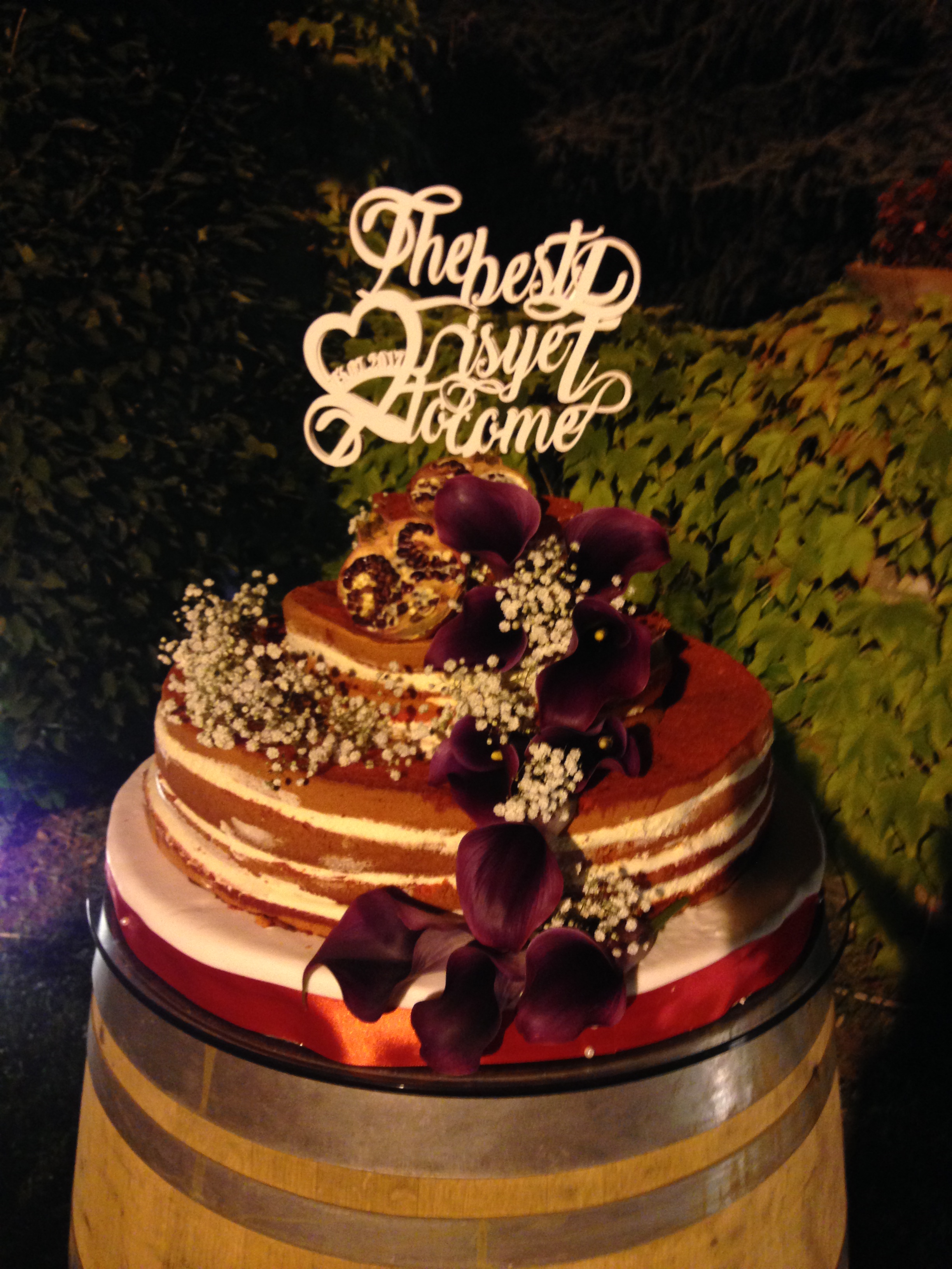 https://www.weddingamalfi.com/wp-content/uploads/Giuseppe-and-Patricia-wedding-cake.jpg